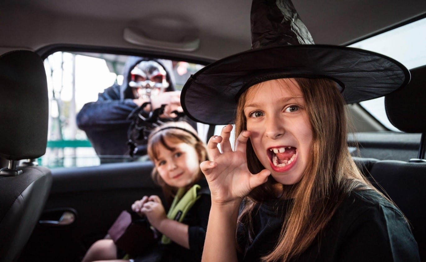 Halloween with Ash Cabs